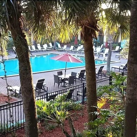 Maingate Lakeside Resort-3